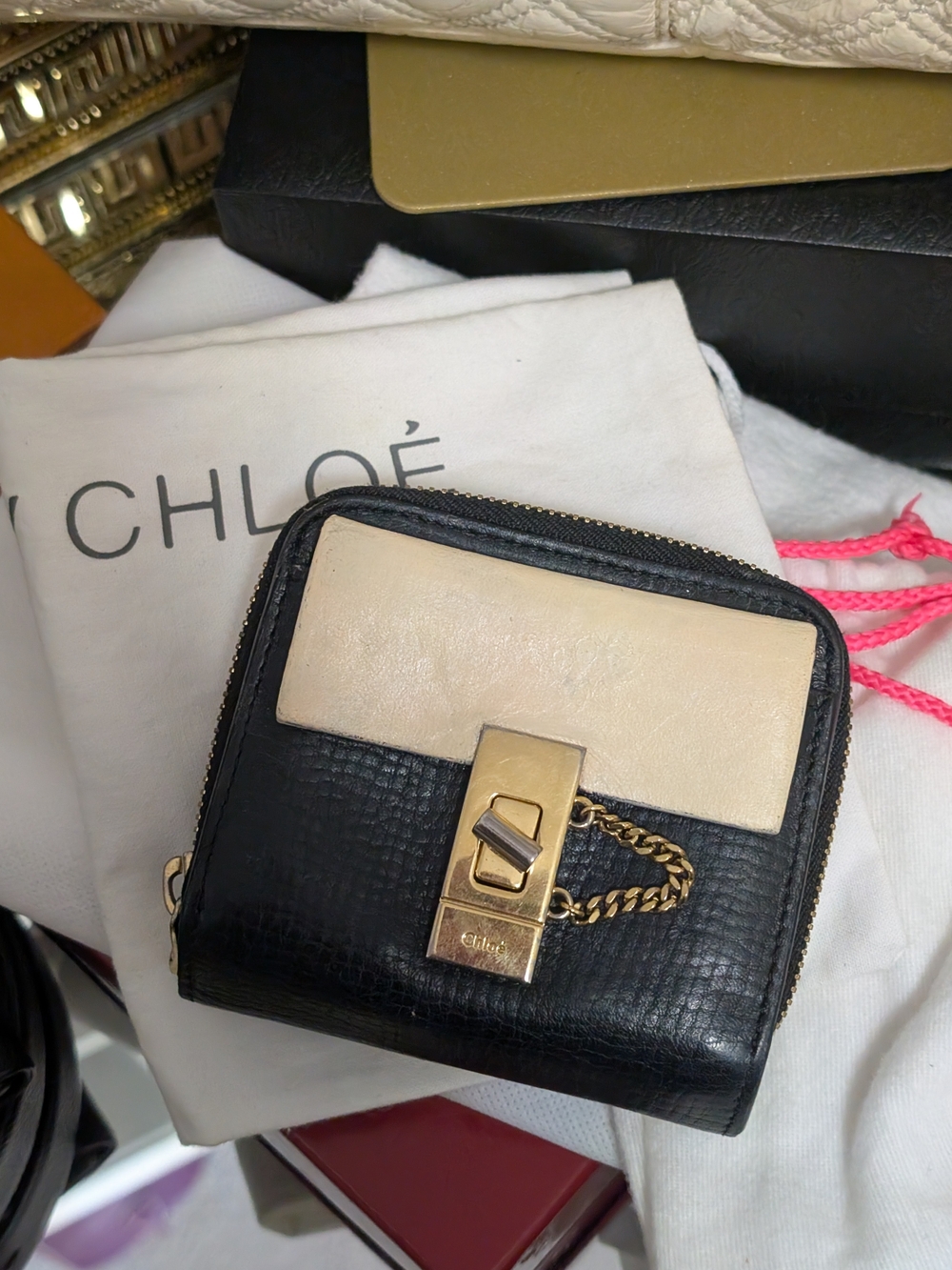 Chloé Drew Black and Cream Leather Zip Wallet with Chain Lock